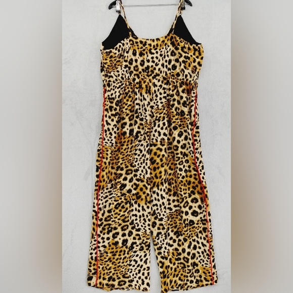 TOXIK 3-  Leopard Print Wide Leg Pant Suit size Medium - Picture 14 of 16